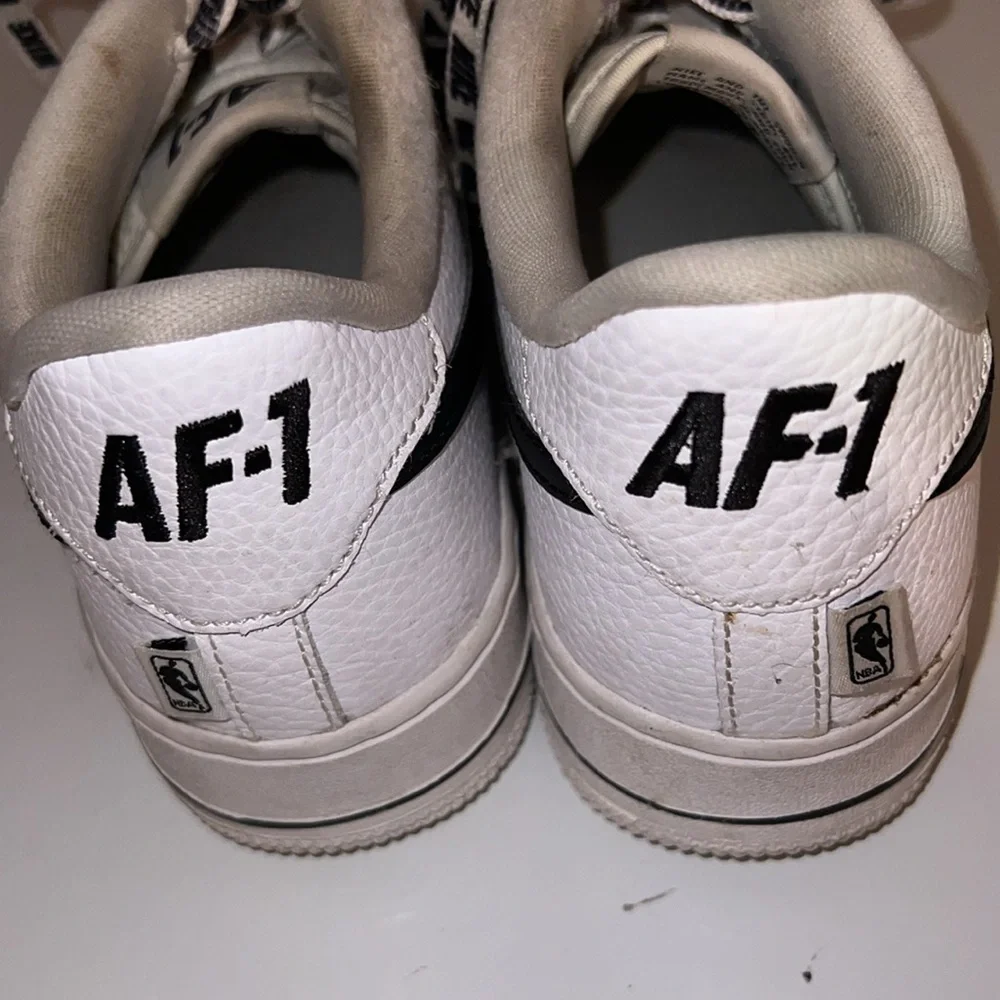 Nike Air Force 1 LV8 White Black 820438 -108 youth 2017 Sz 7Y preowned